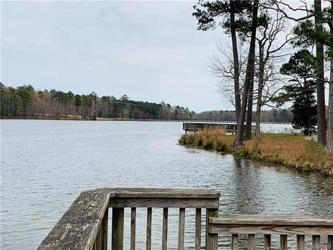 609 Maple Rd, Yorktown, VA 23690 photo 22