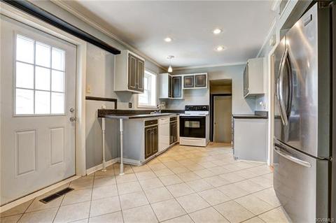 1500 Sandgate Rd, Midlothian, VA 23113 photo 3