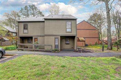 11823 S Briar Patch Dr, Midlothian, VA 23113 photo 2