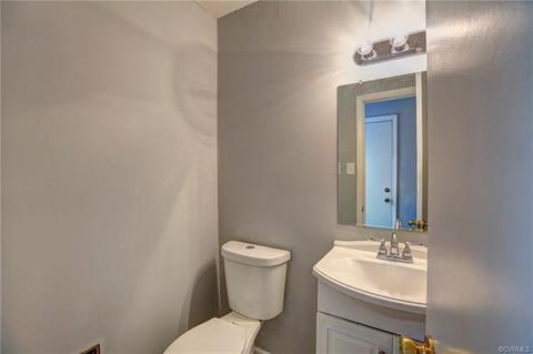 11823 S Briar Patch Dr, Midlothian, VA 23113 photo 6