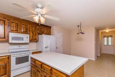 2964 Pineview Dr, Powhatan, VA 23139 photo 7