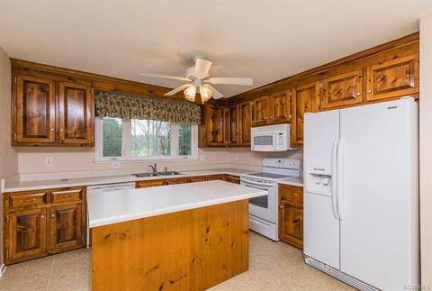 2964 Pineview Dr, Powhatan, VA 23139 photo 8