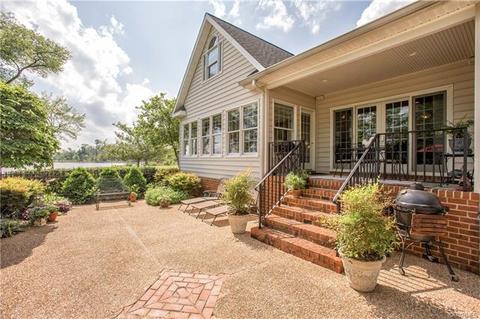 8737 Coles Landing Dr, Gloucester, VA 23061 photo 7