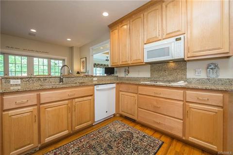 8737 Coles Landing Dr, Gloucester, VA 23061 photo 17
