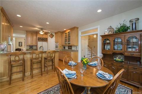 8737 Coles Landing Dr, Gloucester, VA 23061 photo 15