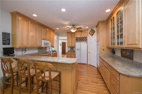 8737 Coles Landing Dr, Gloucester, VA 23061 photo 14