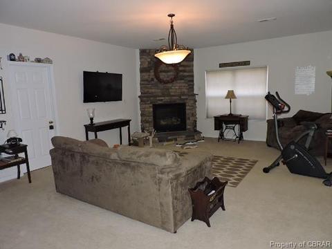 6200 Ruth Dr, Gloucester, VA 23061 photo 5