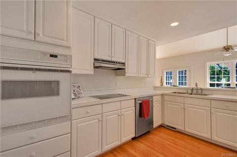 10313 Meadbrook Pl, Henrico, VA 23238 photo 5