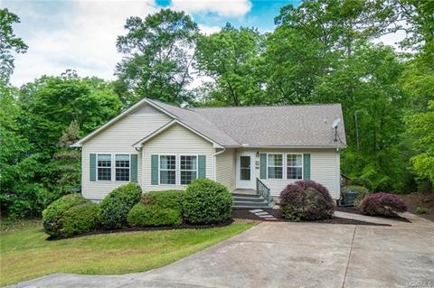 159 Anchor Dr, Bracey, VA 23919 photo 2