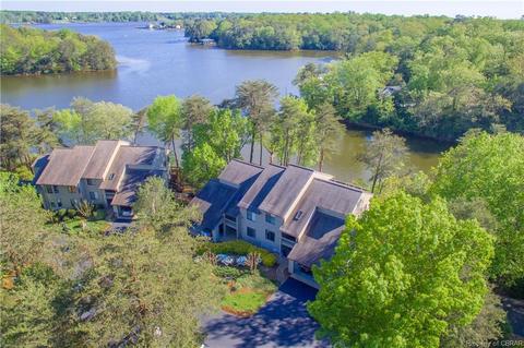 136 Mariners Point Ln #A, Hartfield, VA 23071 photo 27