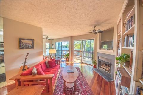 136 Mariners Point Ln #A, Hartfield, VA 23071 photo 11