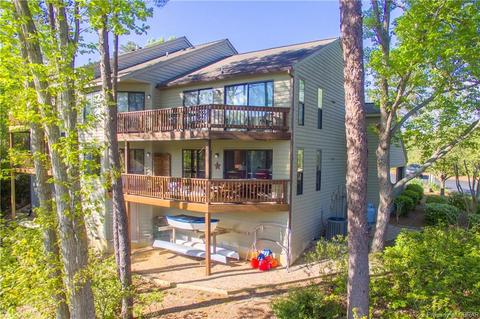 136 Mariners Point Ln #A, Hartfield, VA 23071 photo 6