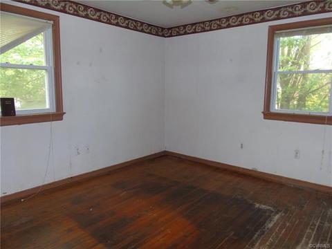 2913 Perlock Rd, North Chesterfield, VA 23237 photo 8