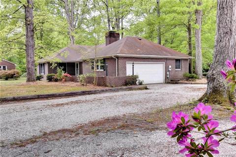 397 E Rochambeau Dr, Williamsburg, VA 23188 photo 4