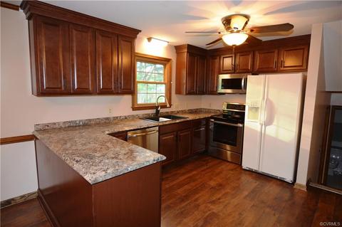 5728 Sutherland Dr, Sutherland, VA 23885 photo 10