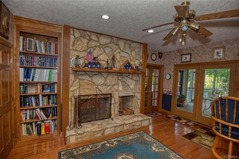 1915 1917 Carter Rd, Lanexa, VA 23089 photo 17