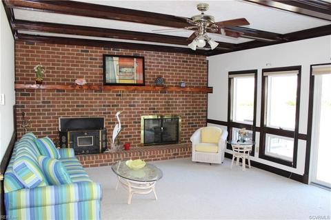 8111 Robins Neck Rd, Gloucester, VA 23061 photo 10