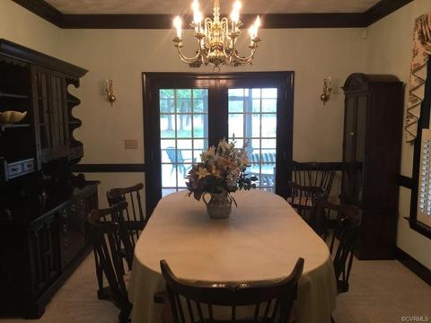 8111 Robins Neck Rd, Gloucester, VA 23061 photo 4