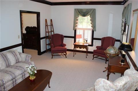 8111 Robins Neck Rd, Gloucester, VA 23061 photo 6