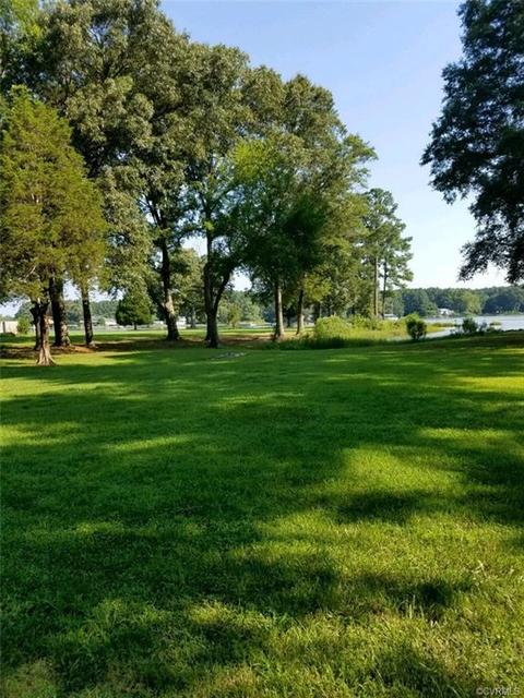 8111 Robins Neck Rd, Gloucester, VA 23061 photo 17