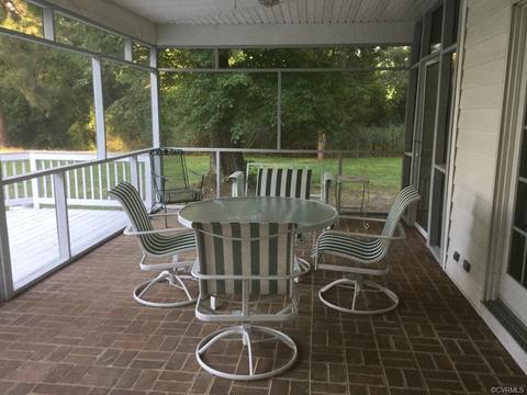 8111 Robins Neck Rd, Gloucester, VA 23061 photo 8
