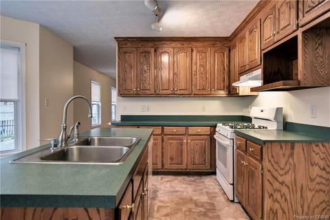 3401 Enos Rd, Gloucester, VA 23061 photo 13