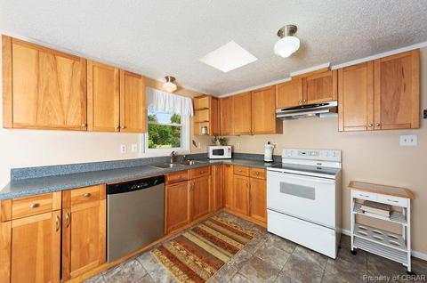 6656 Belroi Rd, Gloucester, VA 23061 photo 9