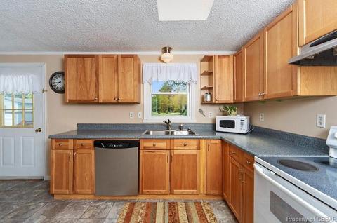 6656 Belroi Rd, Gloucester, VA 23061 photo 10