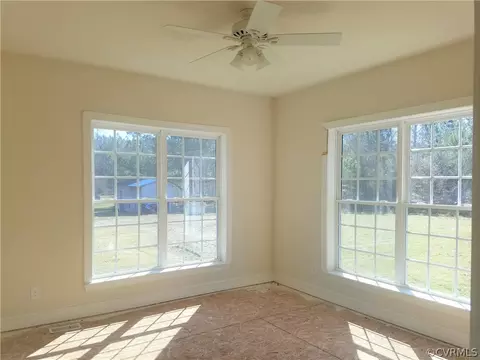 2359 Loafers Oak Rd, Dendron, VA 23839 photo 13