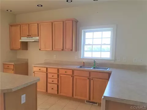 2359 Loafers Oak Rd, Dendron, VA 23839 photo 7