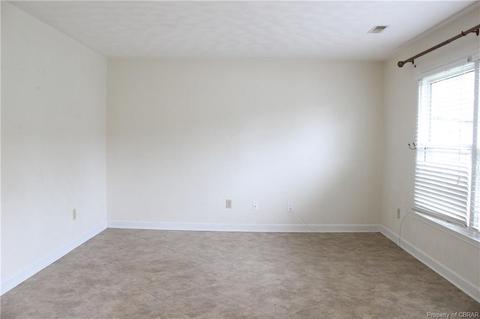 4 Pasadena Ct, Hampton, VA 23669 photo 4