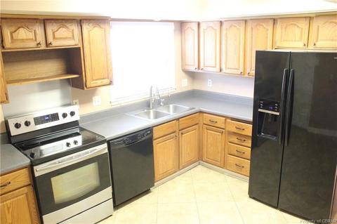 4 Pasadena Ct, Hampton, VA 23669 photo 6