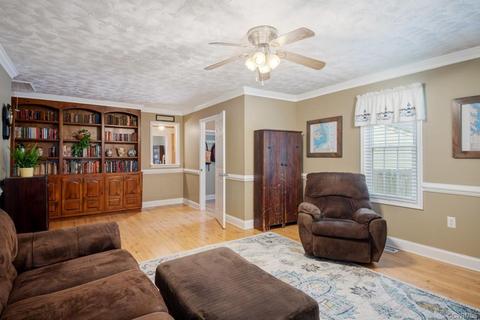 3006 Speeks Dr, Midlothian, VA 23112 photo 10