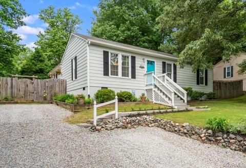 3006 Speeks Dr, Midlothian, VA 23112 photo 1