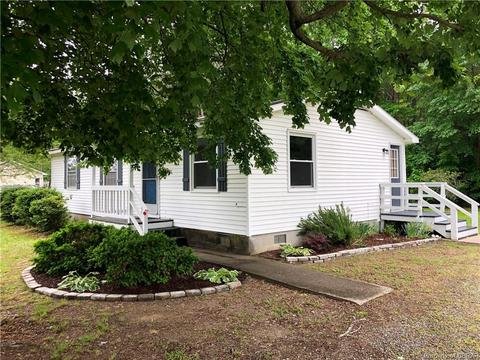 962 Ottoman Ferry Rd, Lancaster, VA 22503 photo 2