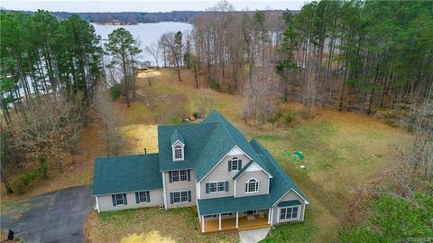 707 Point Dr, Bumpass, VA 23024 photo 3