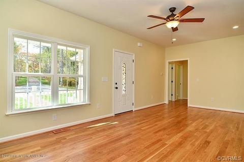 1921 S Waterside Dr, Lanexa, VA 23089 photo 6
