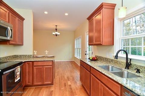 1921 S Waterside Dr, Lanexa, VA 23089 photo 12