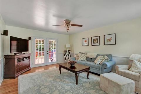 12106 Deerhurst Dr, Midlothian, VA 23113 photo 6
