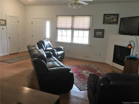 427 Willow Ln, Wake, VA 23176 photo 7
