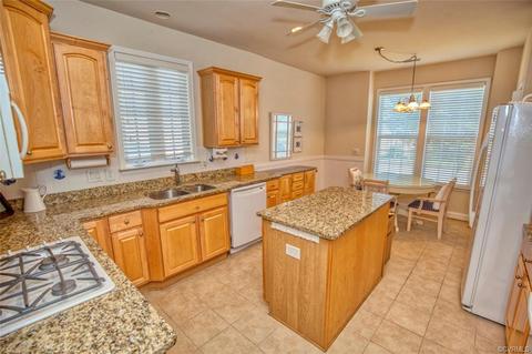 4240 Old Lock Rd, Williamsburg, VA 23188 photo 4