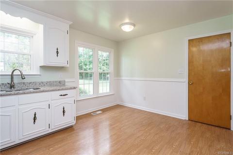 1320 Riverview Dr, West Point, VA 23181 photo 7