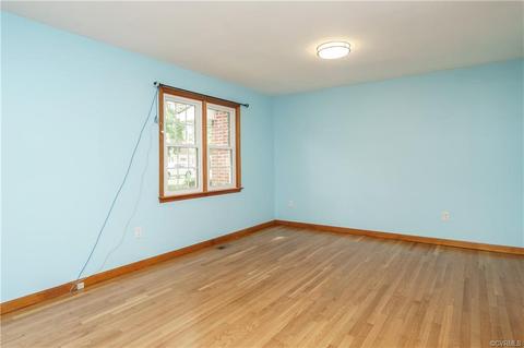 1320 Riverview Dr, West Point, VA 23181 photo 5