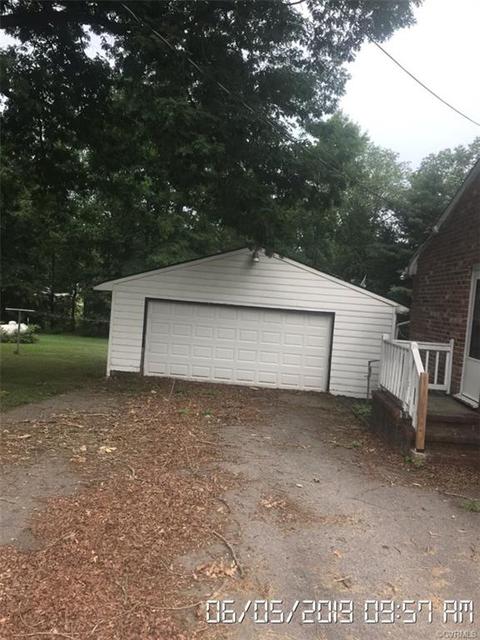 6016 Sutherland Dr, Sutherland, VA 23885 photo 3