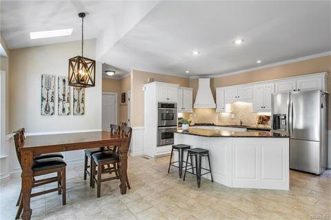 6009 Fox Crest Cir, Midlothian, VA 23112 photo 11