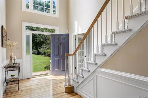 6009 Fox Crest Cir, Midlothian, VA 23112 photo 3