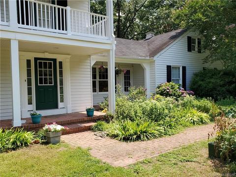 1801 Holly View Dr, Gloucester Point, VA 23062 photo 3