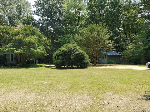 1801 Holly View Dr, Gloucester Point, VA 23062 photo 2