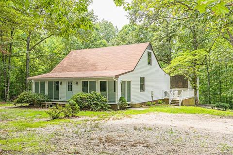 348 Forest Ln, King William, VA 23086 photo 2