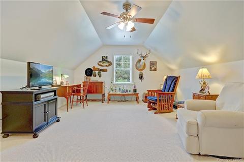 6759 Bershak Ct, Gloucester, VA 23061 photo 30